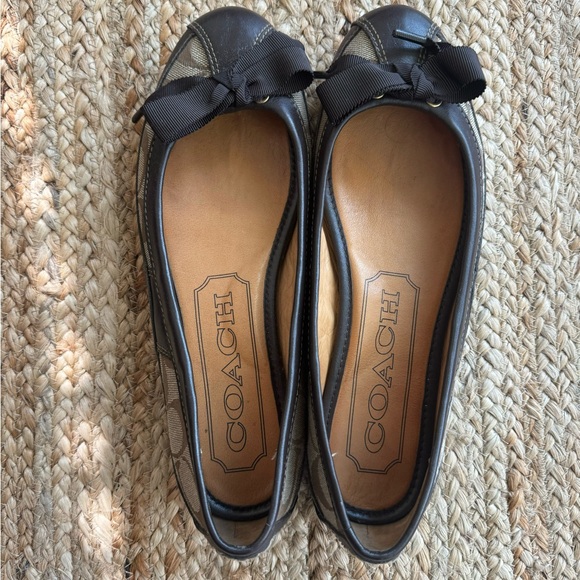 💋🤎COACH Ballet Slip Ons - Picture 2 of 8